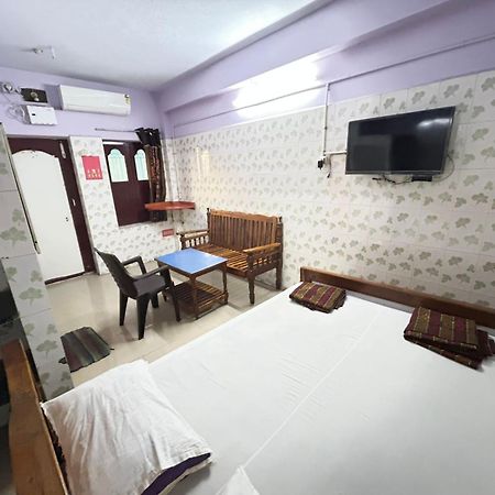 Meera Lodge Chidambaram Exterior photo